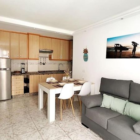 Giovina Living Av Suecia 150M From Beach Лос Кристианос Екстериор снимка