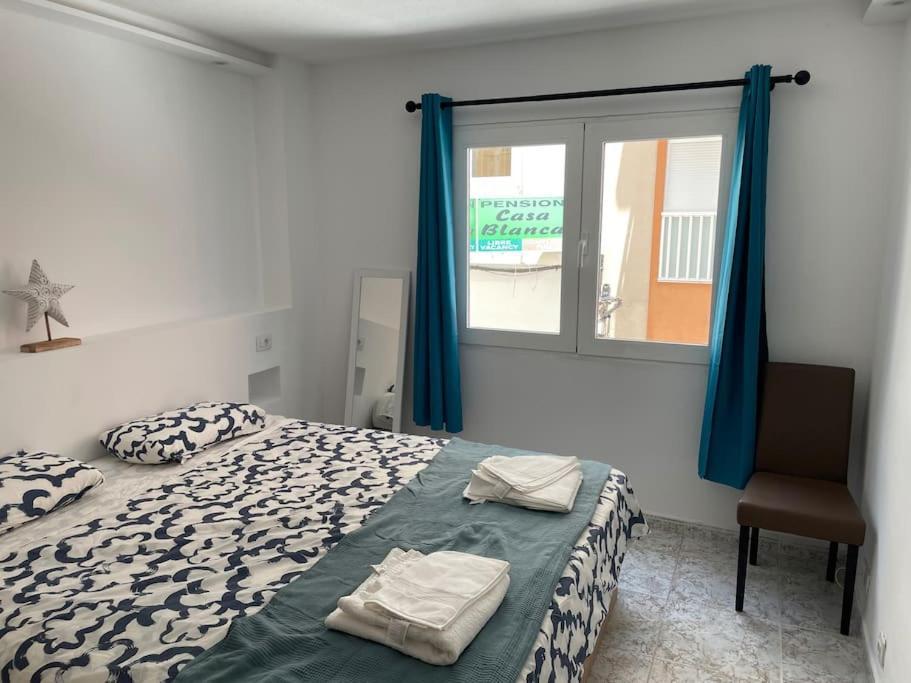 Giovina Living Av Suecia 150M From Beach Лос Кристианос Екстериор снимка